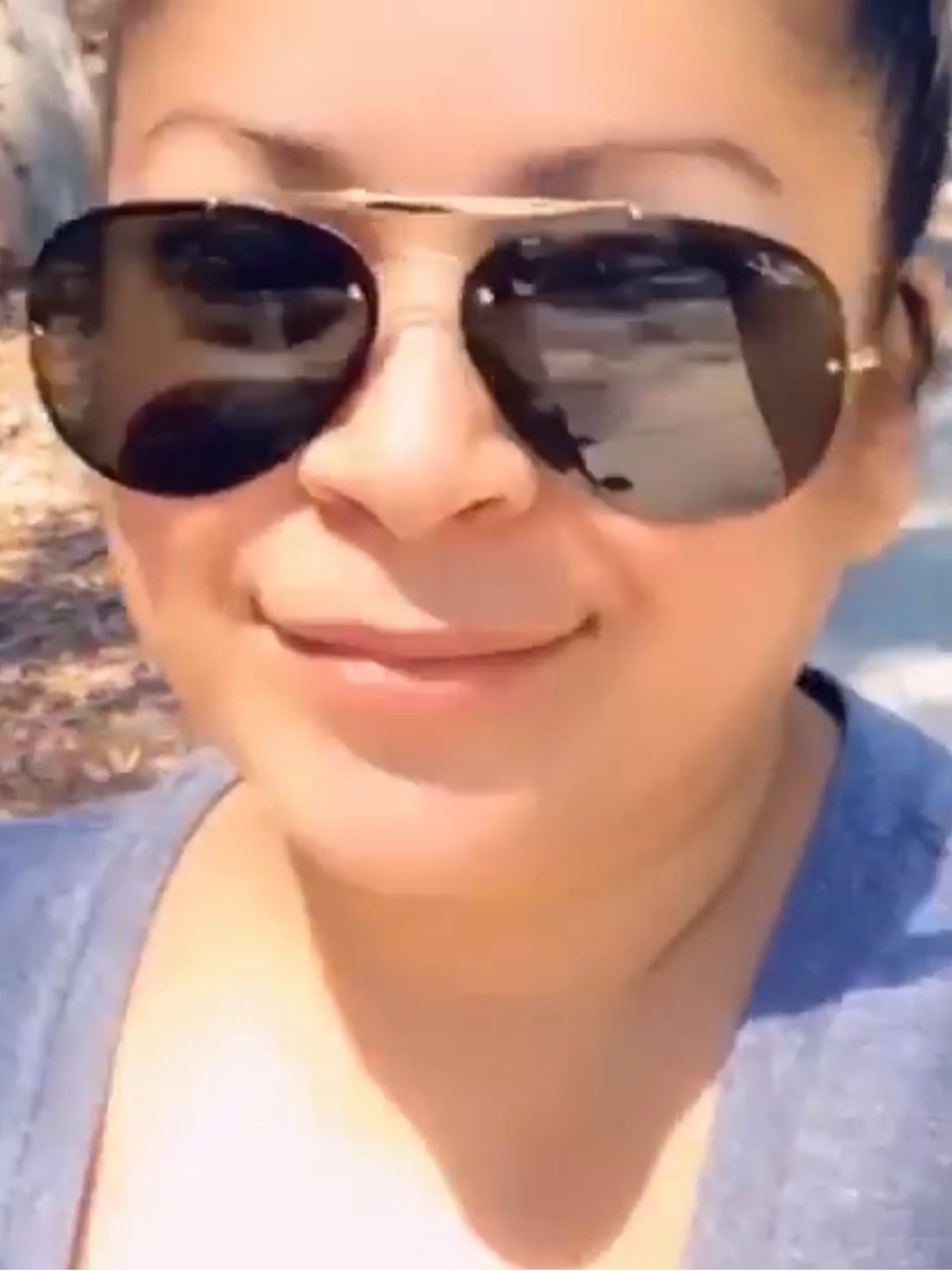 Ray-Ban Men’s / women’s Gold Frame Aviator Sunglasses with Black Lenses. Unisex - Picture 7 of 7
